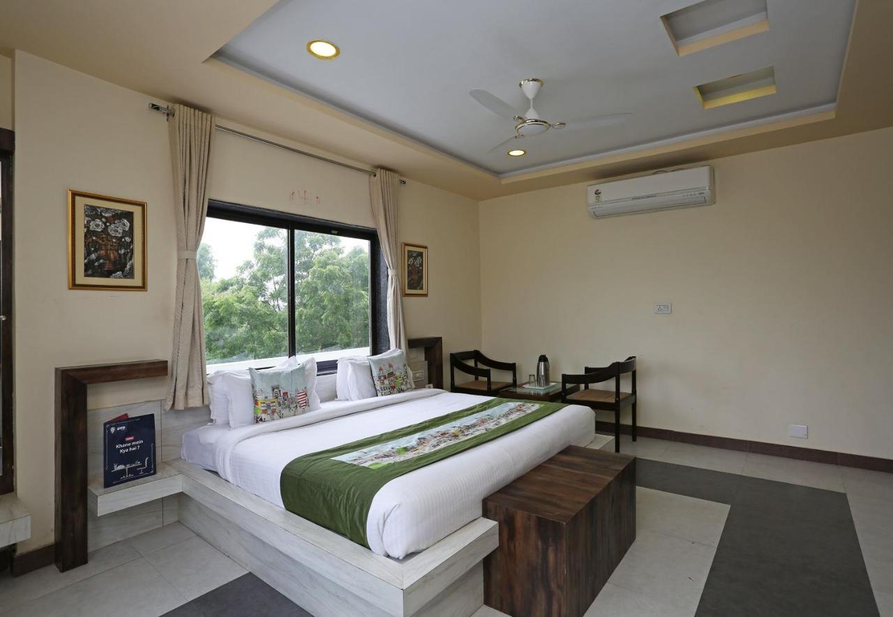 Collection O Greenland Udaipur Exterior photo